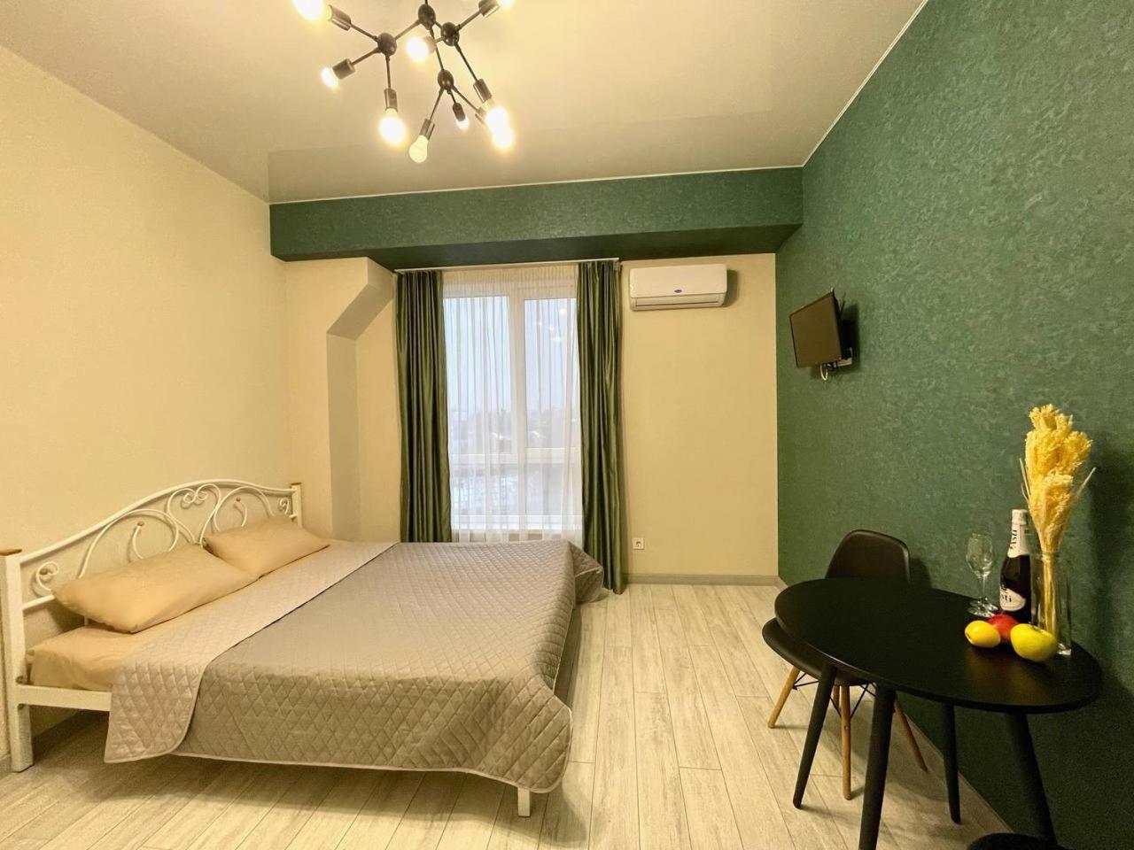 Жк Парковый Квартал Apartment Kharkiv Bagian luar foto