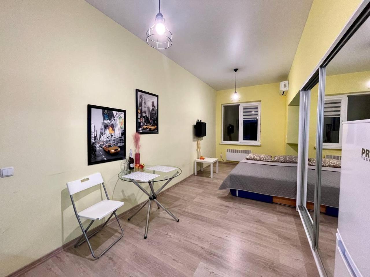 Жк Парковый Квартал Apartment Kharkiv Bagian luar foto
